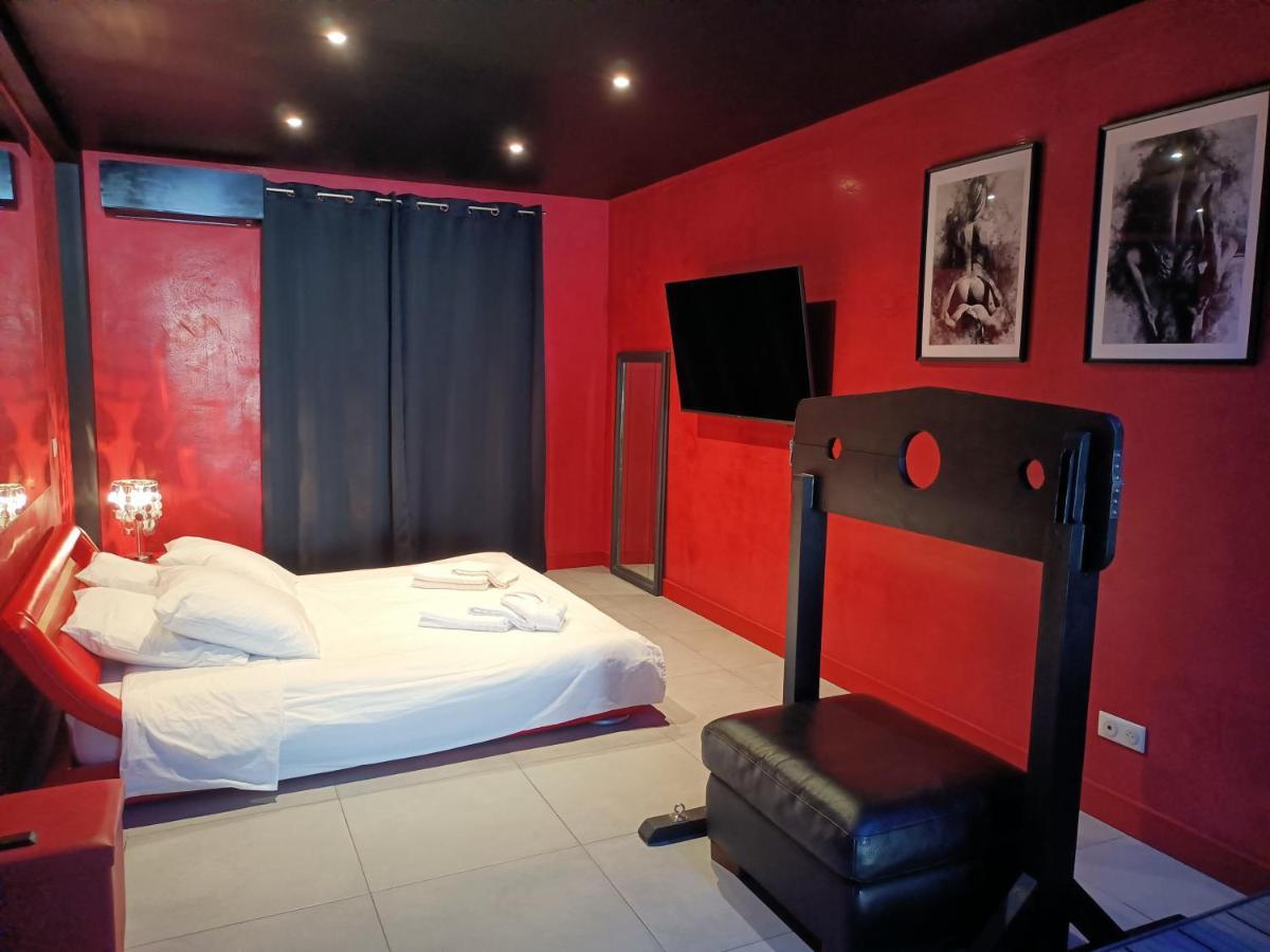 Appartement Balneo Et Sauna Prives The Red Room Mauguio Exterior foto